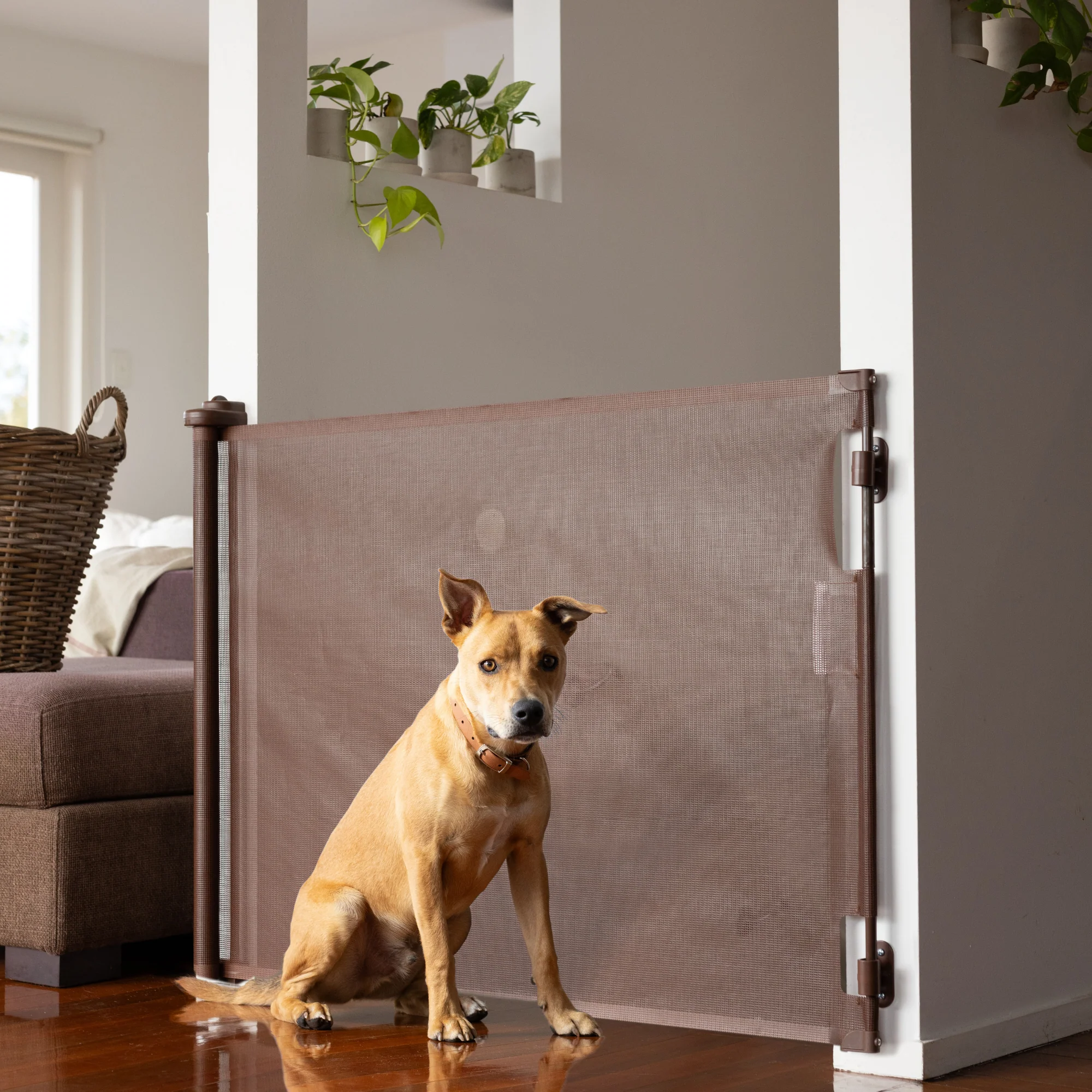 Easy Fit Retractable Baby Gate | 1.8m W x 0.84m H - Image 7