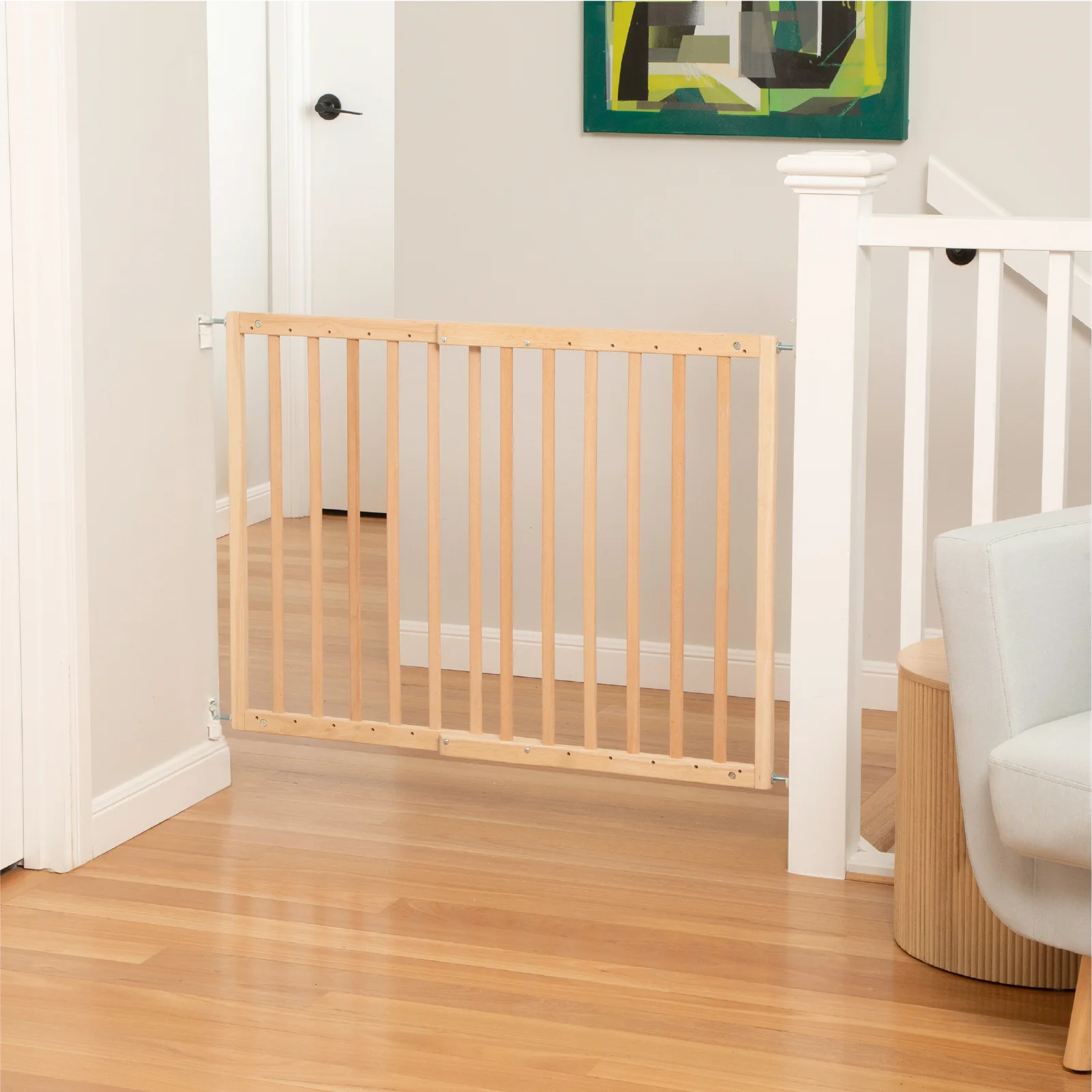 Timber Swing Baby Gate |  1.05m W x 0.75m H - Image 2